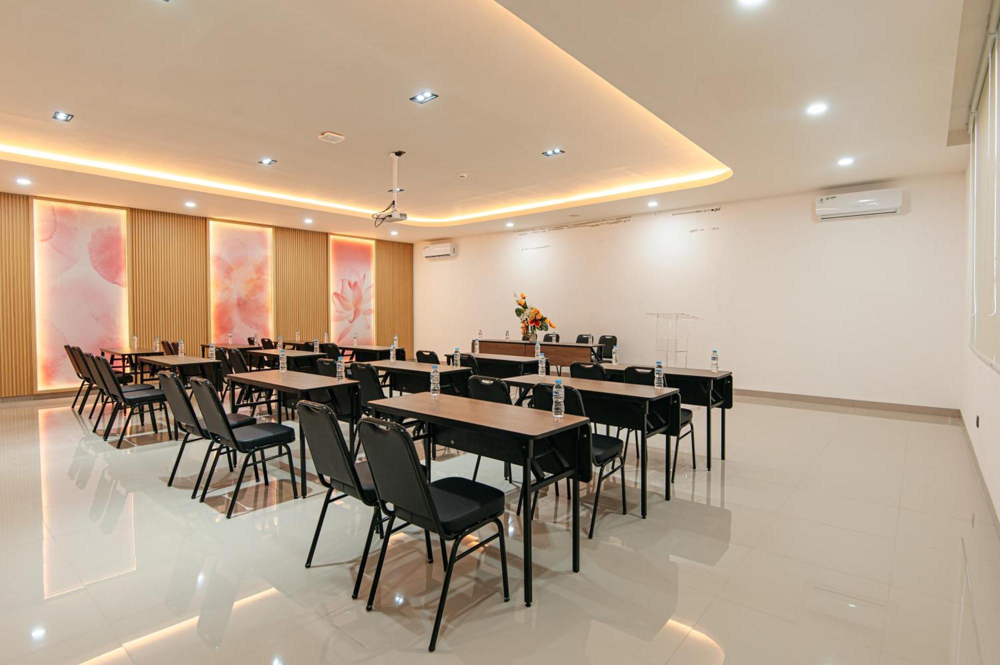 True Blue Hotel Menteng 雅加达 外观 照片