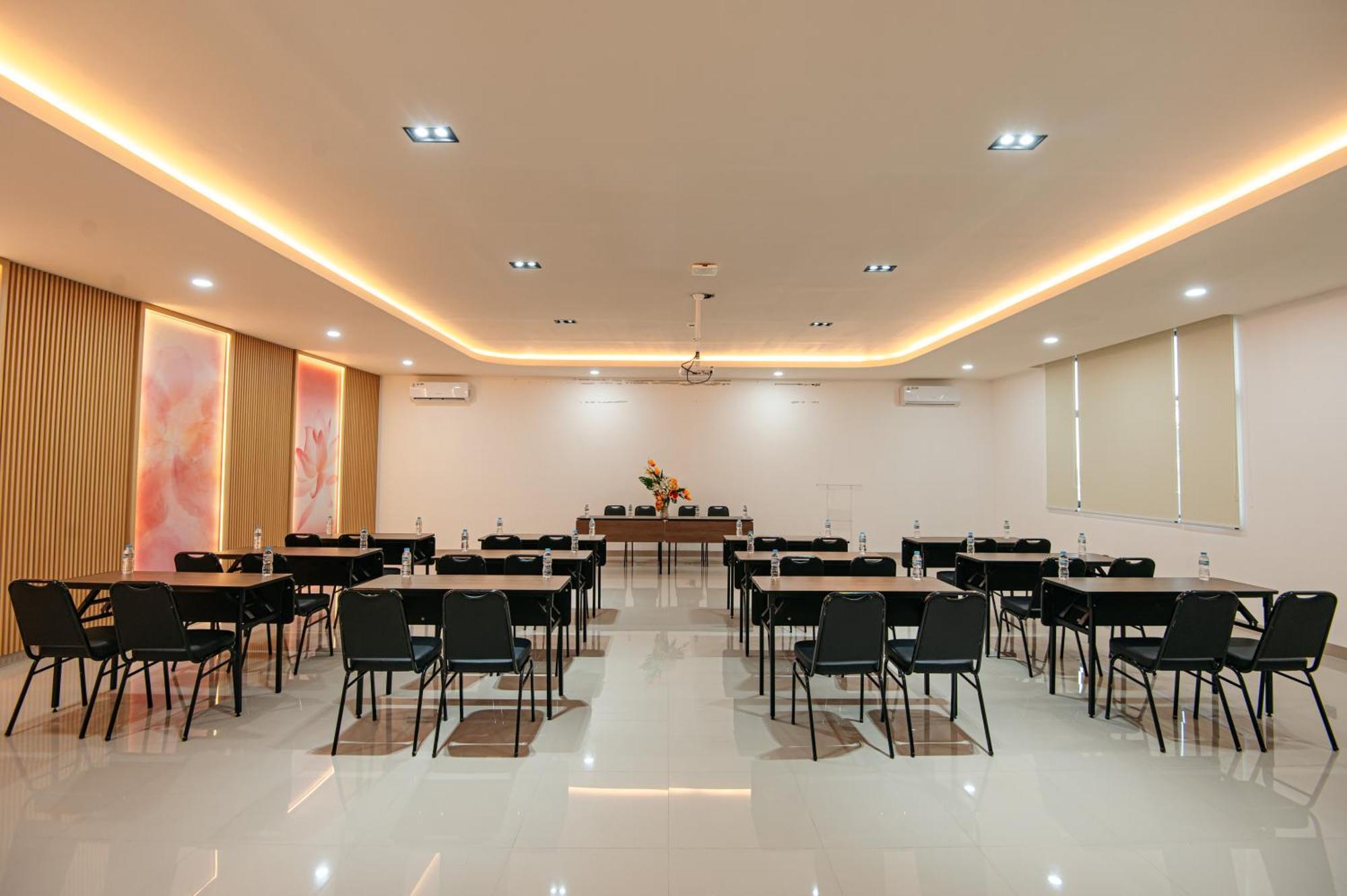 True Blue Hotel Menteng 雅加达 外观 照片